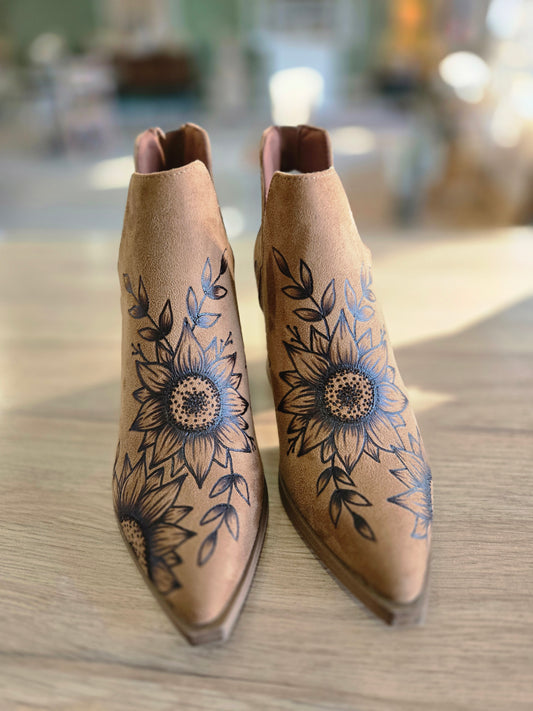 Sunlit Grace Boots